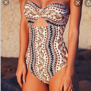 NWT! Cupshe Floral One-piece Swimsuit